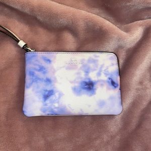 Corner Zip Wristlet With Tie Dye Print